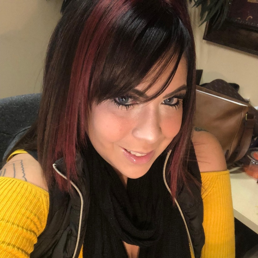 Meet your Posher, Liz